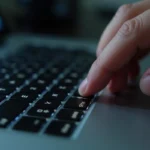 Jak odblokować klawiaturę w komputerze stacjonarnym i laptopie?