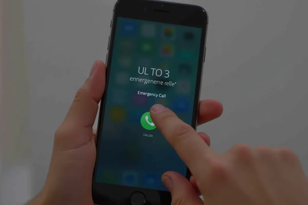 Jak odblokować telefon przez połączenie alarmowe? Poradnik