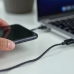 Jak połączyć telefon z laptopem? Metody i porady